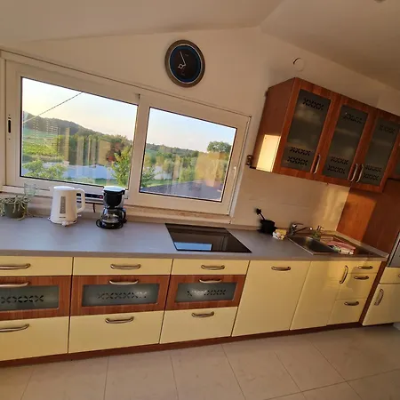 Comfort With Vineyard View