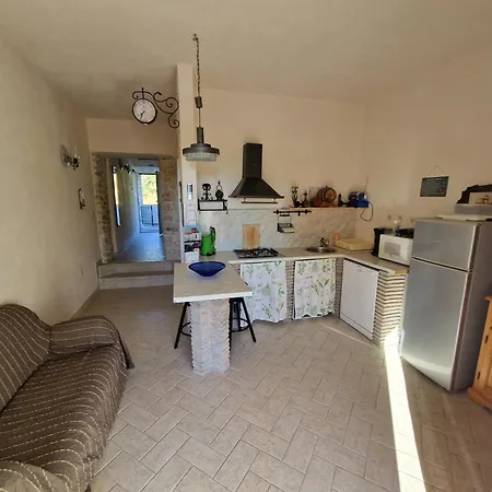 Comfort With Vineyard View Apartment Dracevac