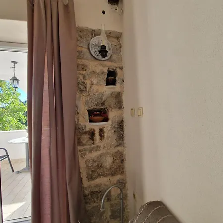Comfort With Vineyard View Apartment *