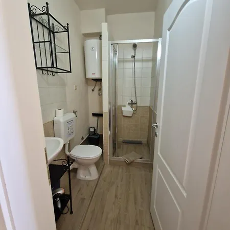 Comfort With Vineyard View Apartment