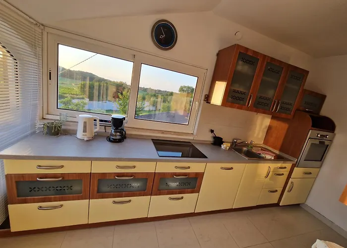 Comfort With Vineyard View